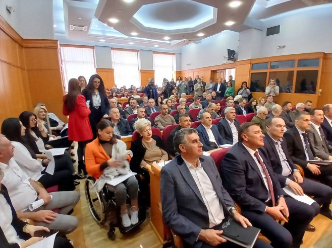 DANAS U TREBINJU: Javna rasprava o Nacrtu ustava Srpske