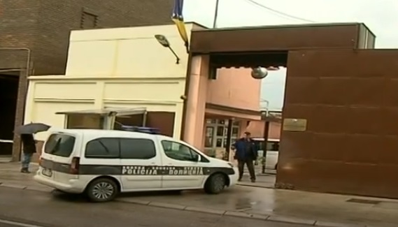 IZ TUZLANSKOG ZATVORA PRIJETNJE SRBIMA I SPC: Dževad Hasić napisao najgnusnije pismo, a od ranije poznat po vandalizmu (FOTO)