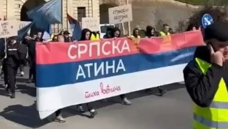 СРПСКА АТИНА, ТИХА ВЕЋИНА: Новосађани пjешаче у Београд на велики сабор подршке предсједнику Србије (ВИДЕО)