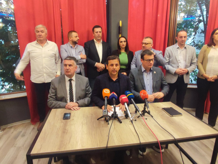 LIDERI OPOZICIJE U RS POSTIGLI SPORAZUM U TREBINJU: Planiraju da stvore novu većinu u Parlamentarnoj skupštini BiH
