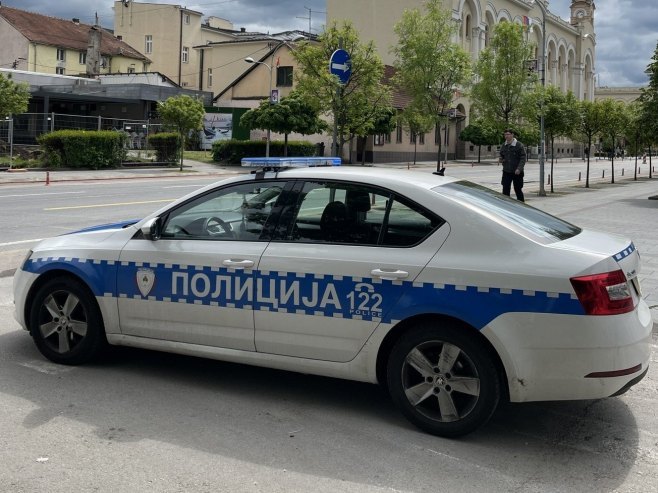 САОБРАЋАЈКА У БАЊАЛУЦИ: Сударила се два аутомобила код дворане „Центар“