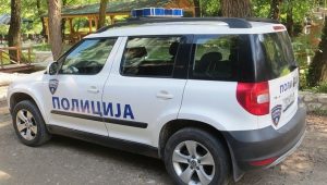 ОТРОВАЛИ СЕ СЕНДИВИЧИМА: Хоспитализовано 15 ученика