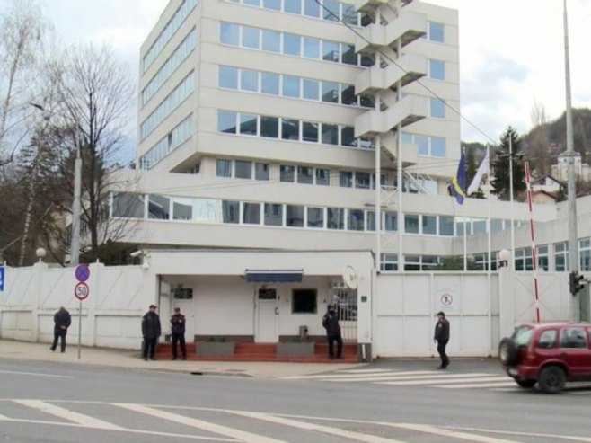 БРИТАНСКИ ШЕФ ДИПЛОМАТИЈЕ ДОПУТАВАО У САРАЈЕВО: Хоће ли се званични Лондон и званично умјешати у прекомпозицију власти на нивоу БиХ?