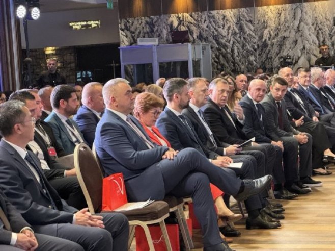 OTVOREN „JAHORINA FORUM“: Predsjednik Srpske i premijer Srbije na centralnom panelu