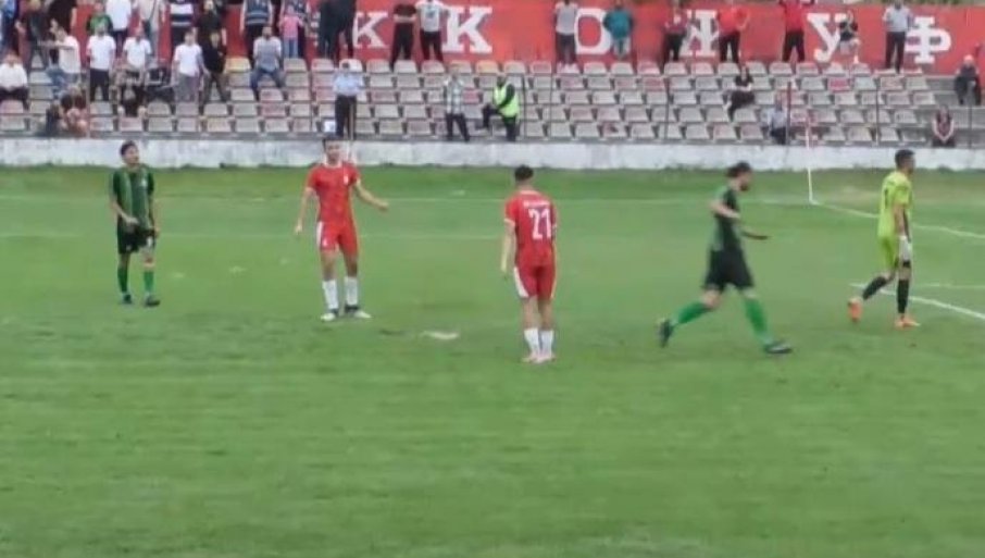 ЦИРКУС: Македонци се обрукали на терену (ВИДЕО)