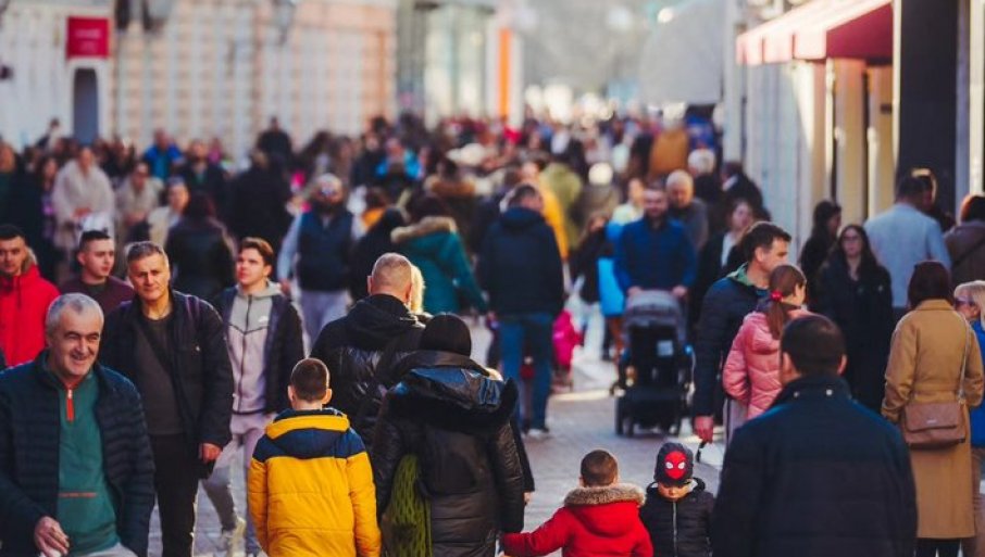 NEGATIVAN PRIRODNI PRIRAŠTAJ ODNIO VIŠE LJUDI NEGO RAT: Srpska pala ispod milion stanovnika, demografi upozoravaju na alarmantno stanje