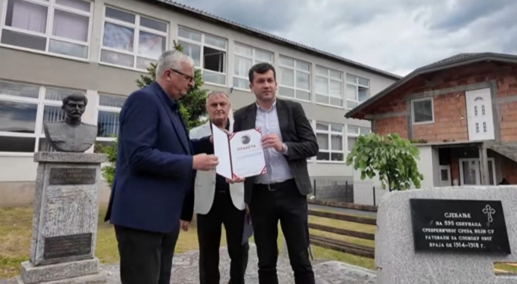 SVJEDOČANSTVO O STRADANJU SRBA: Danas otvoren spomen-park pri OŠ „Kosta Todorović“ u Skelanima (FOTO)