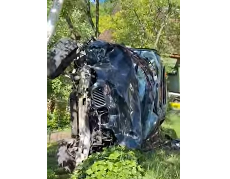 VOZAČ U ALKOHOLISANOM STANJU UDARIO U KUĆU: Oglasila se policija o nesreći u Šipovu (VIDEO)