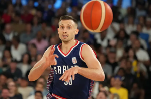ALEKSA AVRAMOVIĆ U CRTANOM FILMU: Srpski košarkaš se oprobao u popuno drugačijim vodama od sporta