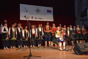 TRADICIJA KOJA RUŠI REKORDE: Trebinje ugostilo više od 1.100 folkloraša (FOTO)