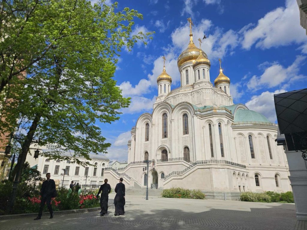 SRETENJSKI MANASTIR U MOSKVI: Mjesto duhovnog okupljanja Srba (FOTO)