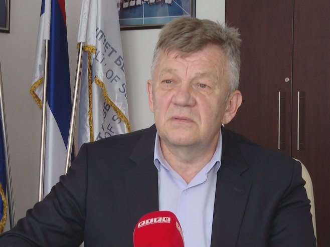 ĆERANIĆ KOMENTARISAO OBRAČUN U BLAŽUJU: Migrantski kampovi podsjećaju na „mafijaška podzemlja“ (VIDEO)