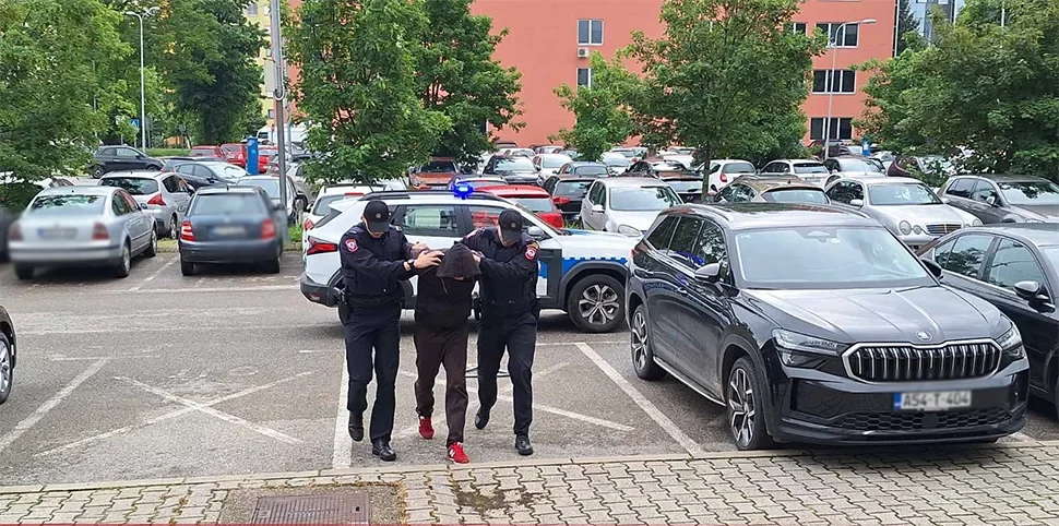ОСУМЊИЧЕН ДА ЈЕ УБИО САВУ ЧОЛИЋА: Ђермановић спроведен у ОЈТ Бањалука