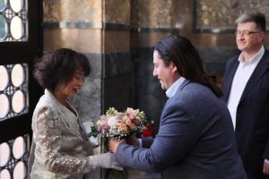 КНЕГИЊА ЈЕЛИСАВЕТА КАРАЂОРЂЕВИЋ ПОСЈЕТИЛА БАЊАЛУКУ: Представила књигу “Тамо далеко” у кући Милановића (ФОТО)