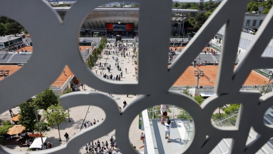 SRBI IGRAJU „NA SVE STRANE“:  Raspored takmičenja za utorak na Rolan Garosu