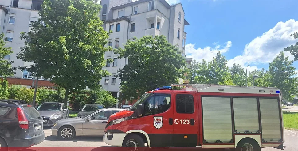 КОМШИЈЕ ЈЕ НИСУ ВИДЈЕЛЕ ДАНИМА: Тијело старије жене пронађено у стану у Бањалуци