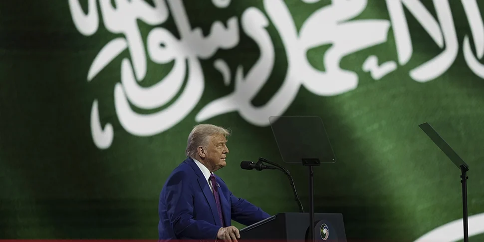 „JA VJERUJEM DA JE NA BOGU DA SUDI“: Tramp u Rijadu poručio – Amerika više nema namjeru da diktira drugima kako da žive