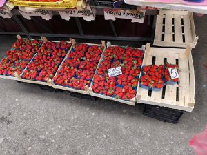 KAKO PREPOZNATI DOMAĆE JAGODE: Obratite pažnju na jedan detalj