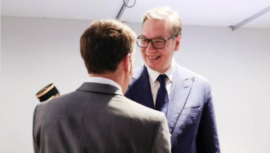 VUČIĆ: Upoznao sam Makrona sa političkim dešavanjima u Srbiji