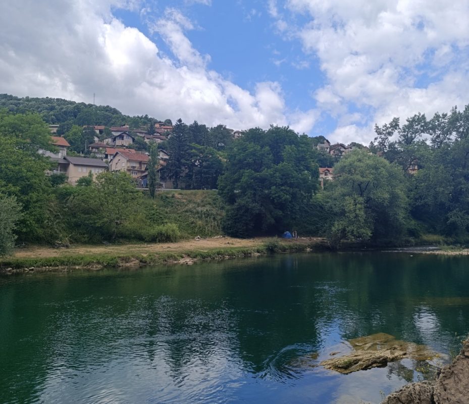 СТИЖЕ НАГЛА ПРОМЈЕНА ВРЕМЕНА: Послије подне могући пљускови и локалне непогоде