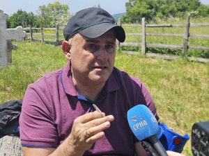 СРБИ НА ЧЕМЕРНУ ЗВЈЕРСКИ УБИЈЕНИ: Бранко Трифковић у једном дану остао без 7 чланова породице