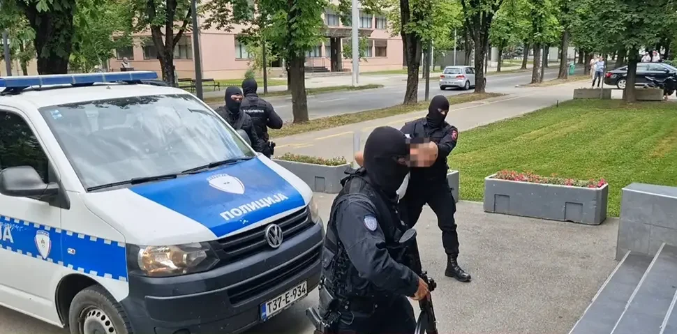 AKCIJA „BOTANIK“: Pritvoren pripadnik Oružanih snaga BiH i njegov brat