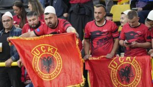 NOVI SKANDAL: Evo šta rade albanski navijači u Tirani zbog utakmice Albanija – Srbija (VIDEO)