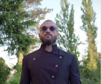 IMA VIŠE OD POLA MILIONA PRATILACA: Ovo je Brčak koji je prava senzacija na TikToku (VIDEO)