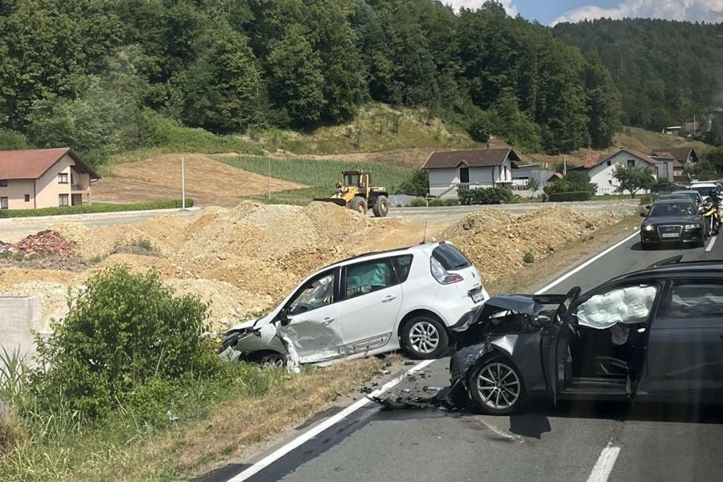 DETALJI TEŠKOG UDESA KOD ČELINCA: Tri osobe prevezene na UKC Srpske