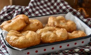 NAPRAVITE MEKIKE: Savršene su za doručak ili večeru, uz sir, kajmak ili džem