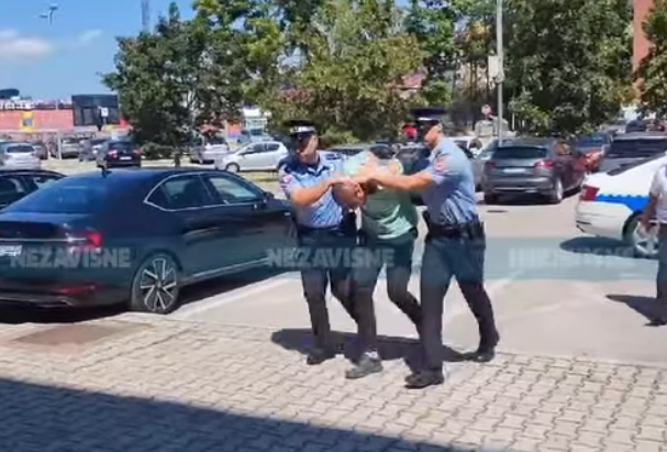 DIDIĆ PRED TUŽIOCEM: Osumnjičen da je brata nožem izbo na smrt (VIDEO)