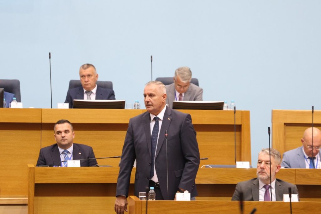 УБЛАЖАВАЊЕ ЦИЈЕНА НАМИРНИЦА И ПОВЕЋАЊЕ БОРАЧКОГ ДОДАТКА: Вишковић најавио промјене