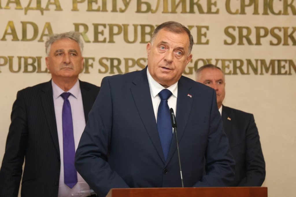 „ГОЛОРУКИ СРПСКИ ПРЕЦИ ИЗБОРИЛИ СЛОБОДУ“: Додик позвао све Србе да дођу 6. јула у Невесиње