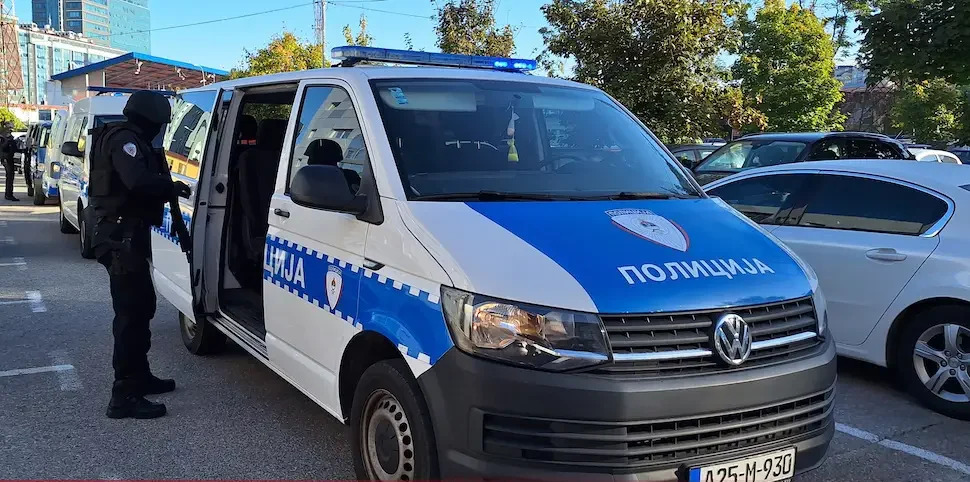 PUCNJAVA U BIJELJINI: Ranjen Oliver Ostojić, osumnjičeni se predao policiji