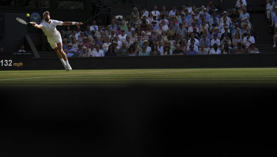 VIMBLDON, NAJNOVIJE VIJESTI: Novak Đoković poražen, Janik Siner u finalu