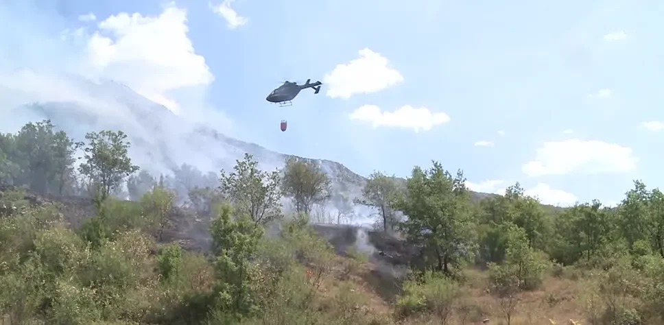 POŽARI NE STAJU: Vatra na pragu kuća, zabrinuti mještani, umorni vatrogasci