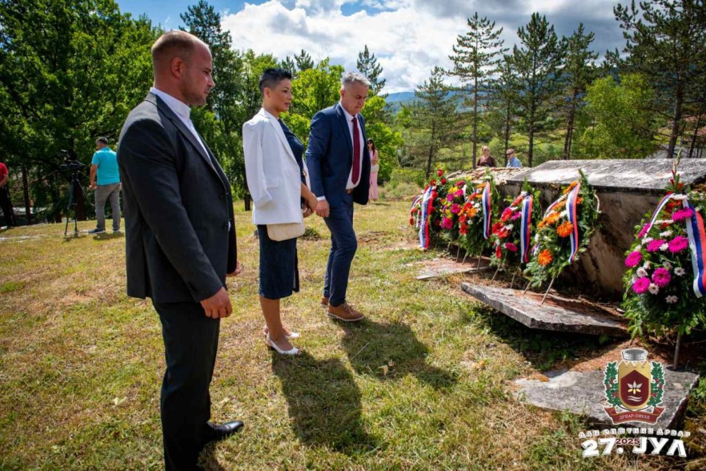RODIĆEVA ČESTITALA DAN OPŠTINE DRVAR: Svaki Srbin koji se vratio u FBiH zaslužuje punu podršku Republike Srpske (FOTO)