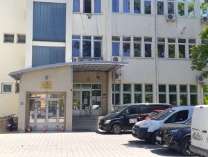 ОСУЂЕН НА ГОДИНУ ДАНА ЗАТВОРА ЗБОГ ПЕДОФИЛИЈЕ: Професор из Бањалуке мора платити и 3.000 КМ новчане казне због сексуалног злостављања дјеце