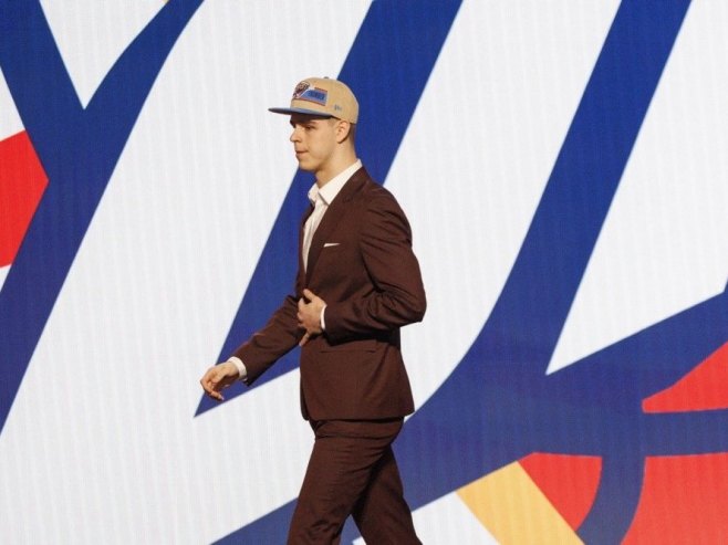 NIKOLA TOPIĆ DEBITOVAO U OKLAHOMI: Mladi srpski košarkaš ostavio jako dobar utisak (VIDEO)