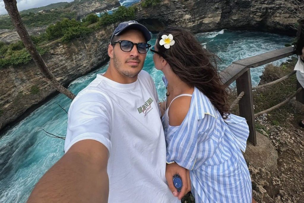 НОВОПЕЧЕНОМ ПАРУ ЦВЈЕТАЈУ РУЖЕ: Пршти љубав између српског спортисте и златне хрватске олимпијке (ФОТО)