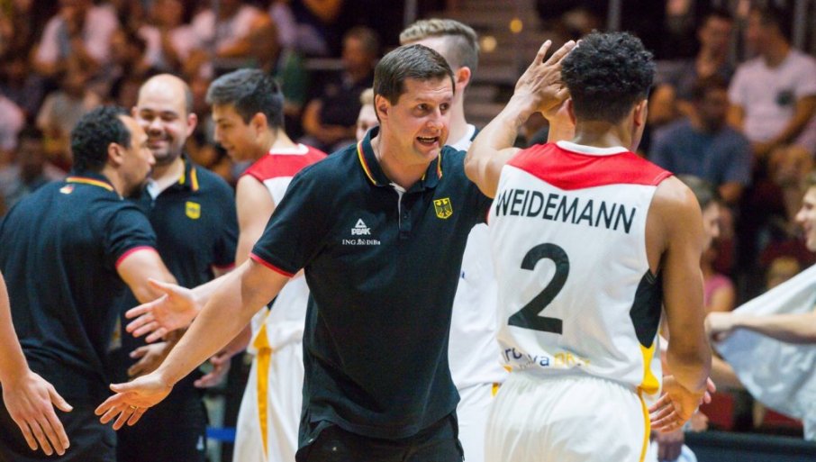 KONKURENTI ZA MEDALJU NA EP OSLABLJENI: Selektor Njemačke hospitalizovan