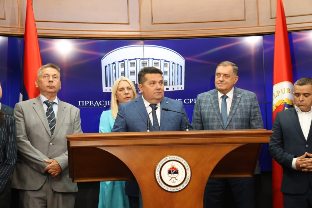 „NEĆE NAS UHVATITI NEPRIPREMLJENE“: Stevandić – Presuda Dodiku zamka kojom pokazuju da im nije stalo do mira u BiH