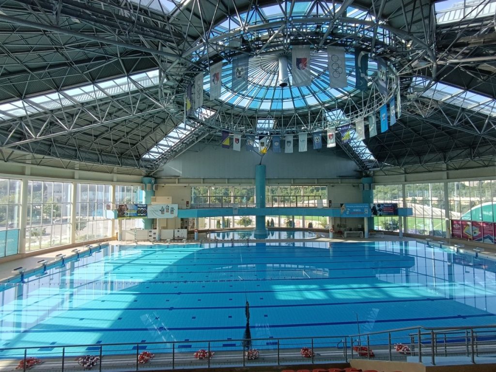 „IMA TU DOSTA PROPUSTA“ Oglasila se majka dječaka koji se otrovao na Olimpijskom bazenu u Sarajevu