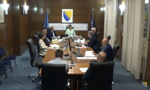 PROBLEMA NA TERENU SVE VIŠE: Umjesto da se bavi ozbiljnim stvarima, CIK analizira objave na „Fejsbuku“
