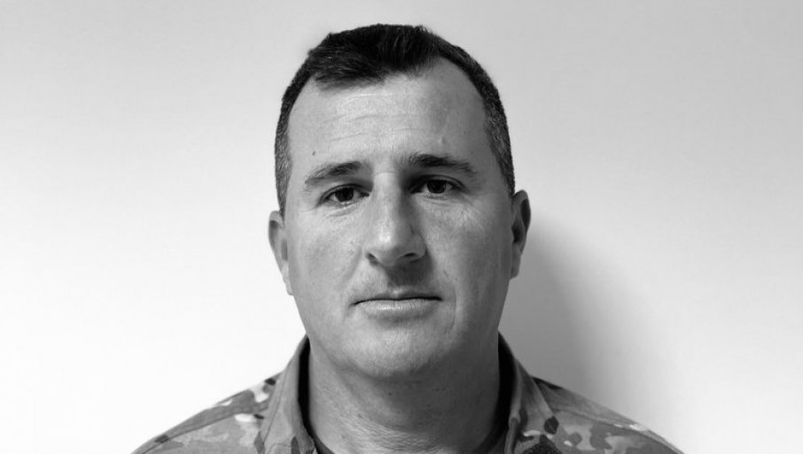 IZA SEBE OSTAVIO ČETVORO MALE DJECE: Ovo je Dejan Božović, vojnik koji je krenuo da pomogne u gašenju požara, a onda stradao (FOTO)