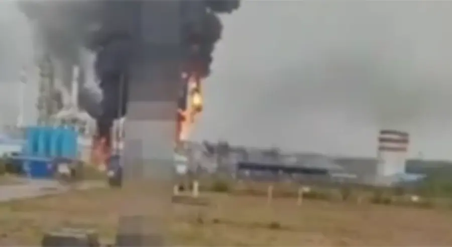 РУСИЈА У ПЛАМЕНУ: Нападнути Москва и Санкт Петербург