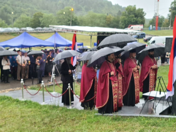 PARASTOS KOD MANASTIRA NA OZRENU: Sjećanje na najmlađeg borca Vojske Republike Srpske