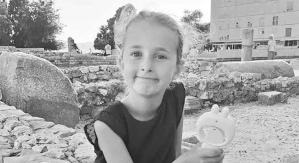 ТРАГЕДИЈА: Умрла Симеона (9), кћерка свештеника која је ујединила Србију