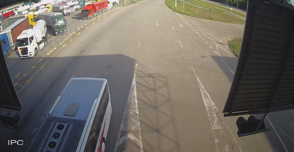 ВОЗАЧИ, МОГУ ДА ОДАХНУ: Нема застоја ни гужве на граничним прелазима