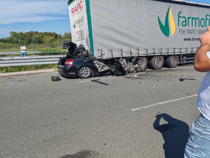 NASTRADALA INSPEKTORKA IZ BANJALUKE: Poznat identitet žene koja je poginula na Carinskom terminalu Gradiška